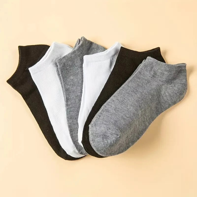40 Pairs of Simple Black, White, and Gray Socks, Elastic, Breathable, and Odor Resistant, Suitable for Outdoor Sports Wear
