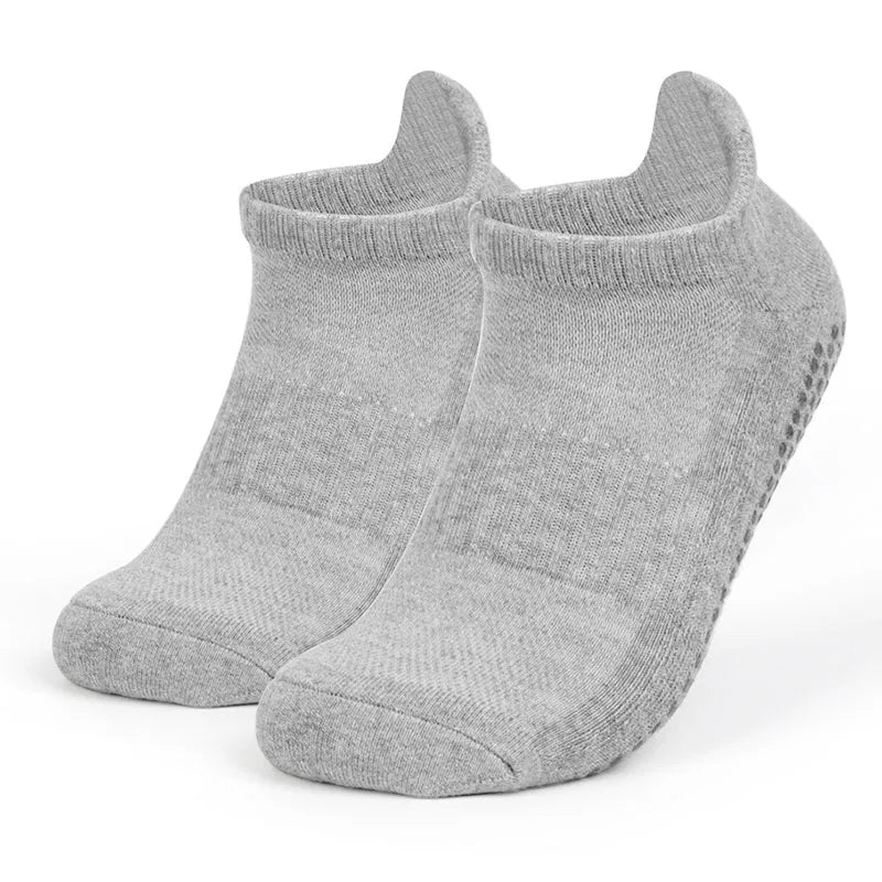 Women Men Sport Non Slip Yoga Socks with Grips Non-slip Hospital Anti Skid Ballet Pilates Fitness Exercise Terry Ankle Socks